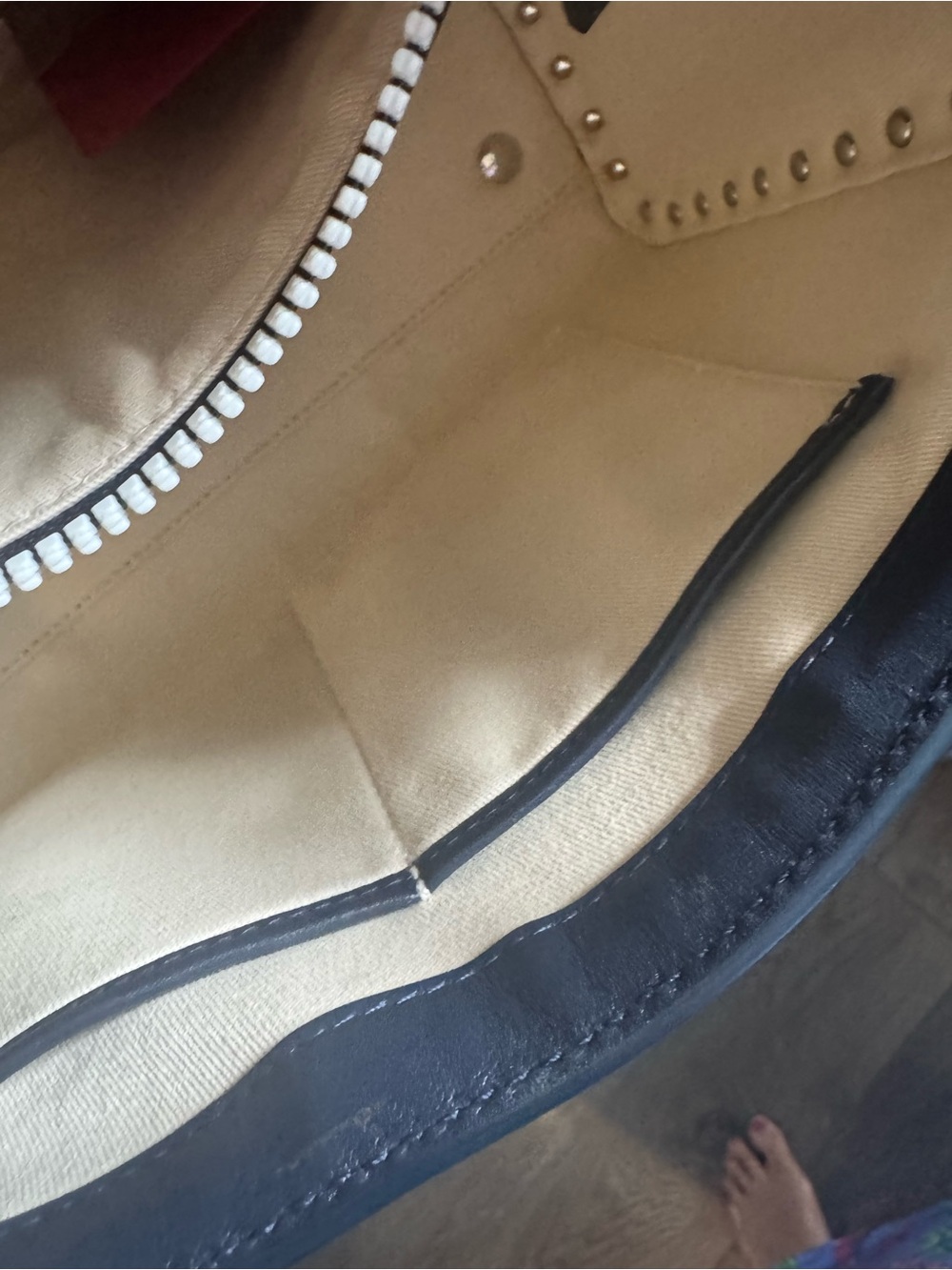 GUC Valentino Navy and White Studded Leather Shoulder Bag - Picture 10 of 13